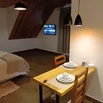 Chales Estilo De Campos
